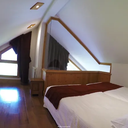 Les Balcons Du Savoy 4*