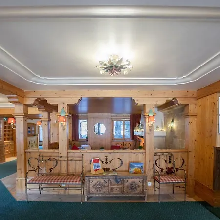 Les Balcons Du Savoy 4*