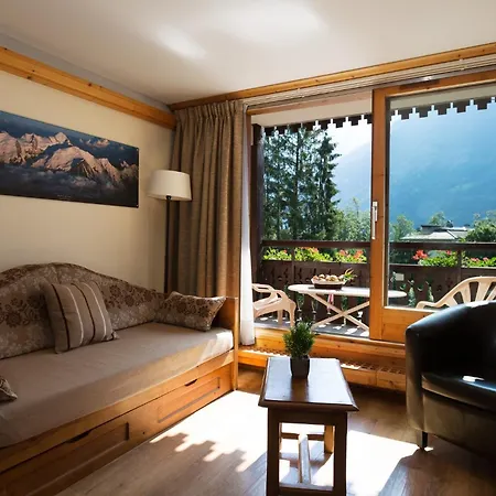 レ バルコン デュ サボワ アパートホテル