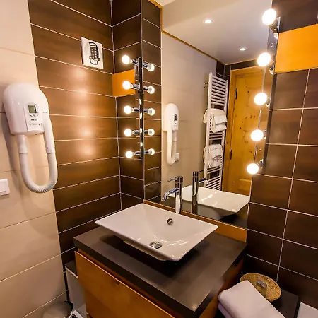 レ バルコン デュ サボワ アパートホテル