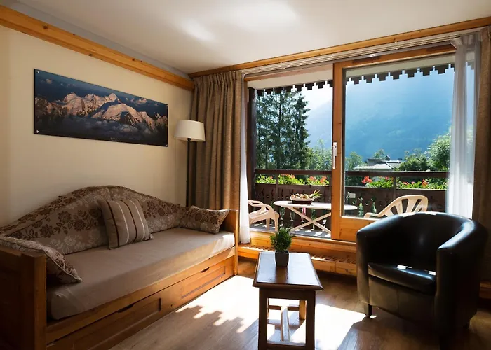 Les Balcons Du Savoy Aparthotel